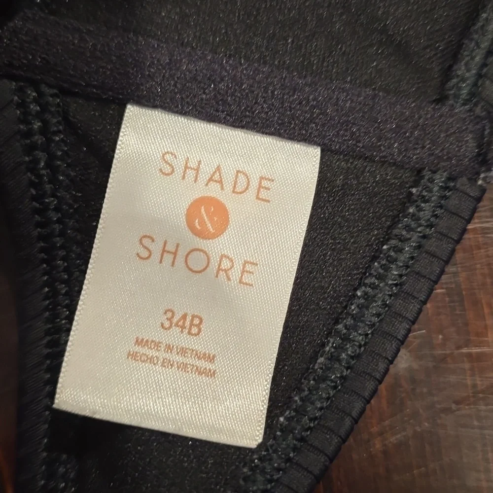 Shade & Shore Black Ribbed V-Wire Bikini Top - 34B